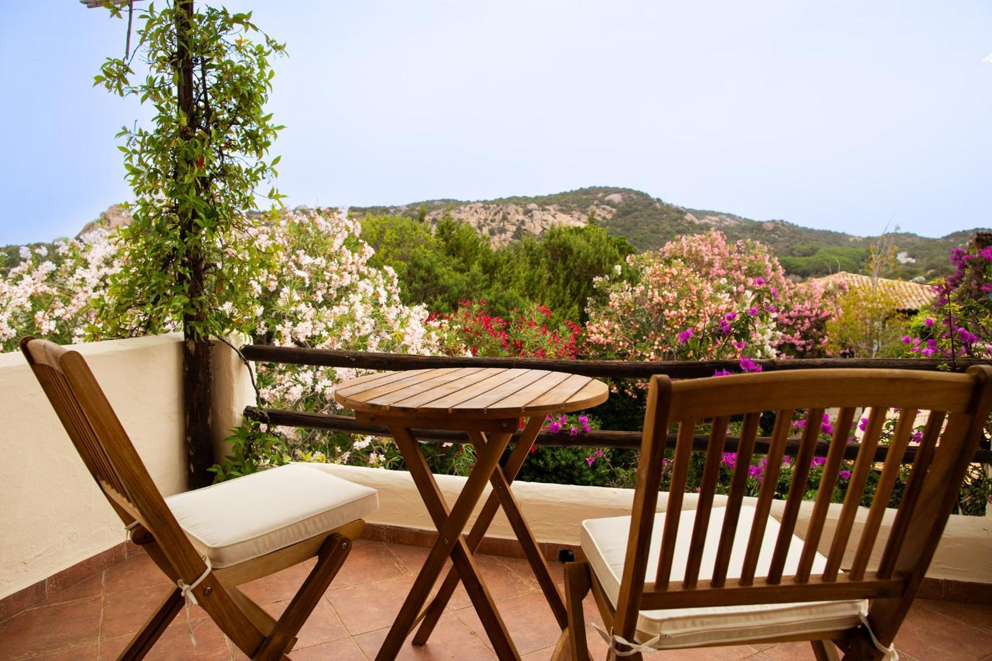 La Jacia Hotel & Resort Baja Sardinia Eksteriør bilde