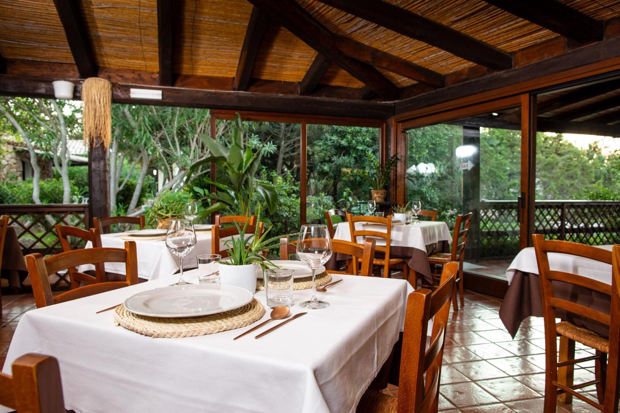 La Jacia Hotel & Resort Baja Sardinia Eksteriør bilde